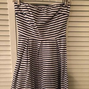 Strapless dress